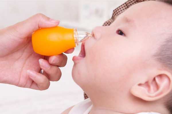 孩子鼻炎鼻窦炎鼻塞，以下几种方法比打针吃药还管用！