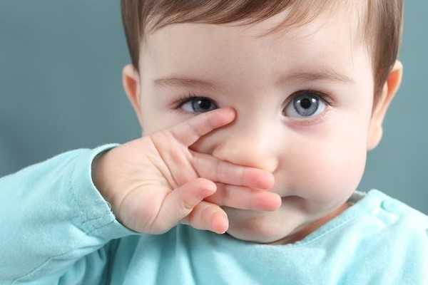 宝宝婴幼儿鼻塞怎么处理？不妨试试这些办法！